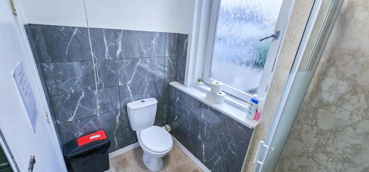 Mystayinn Telford Guest house *