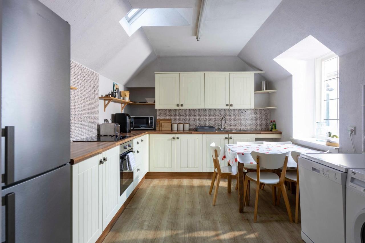 River View Centre- Free Parking Holiday home *