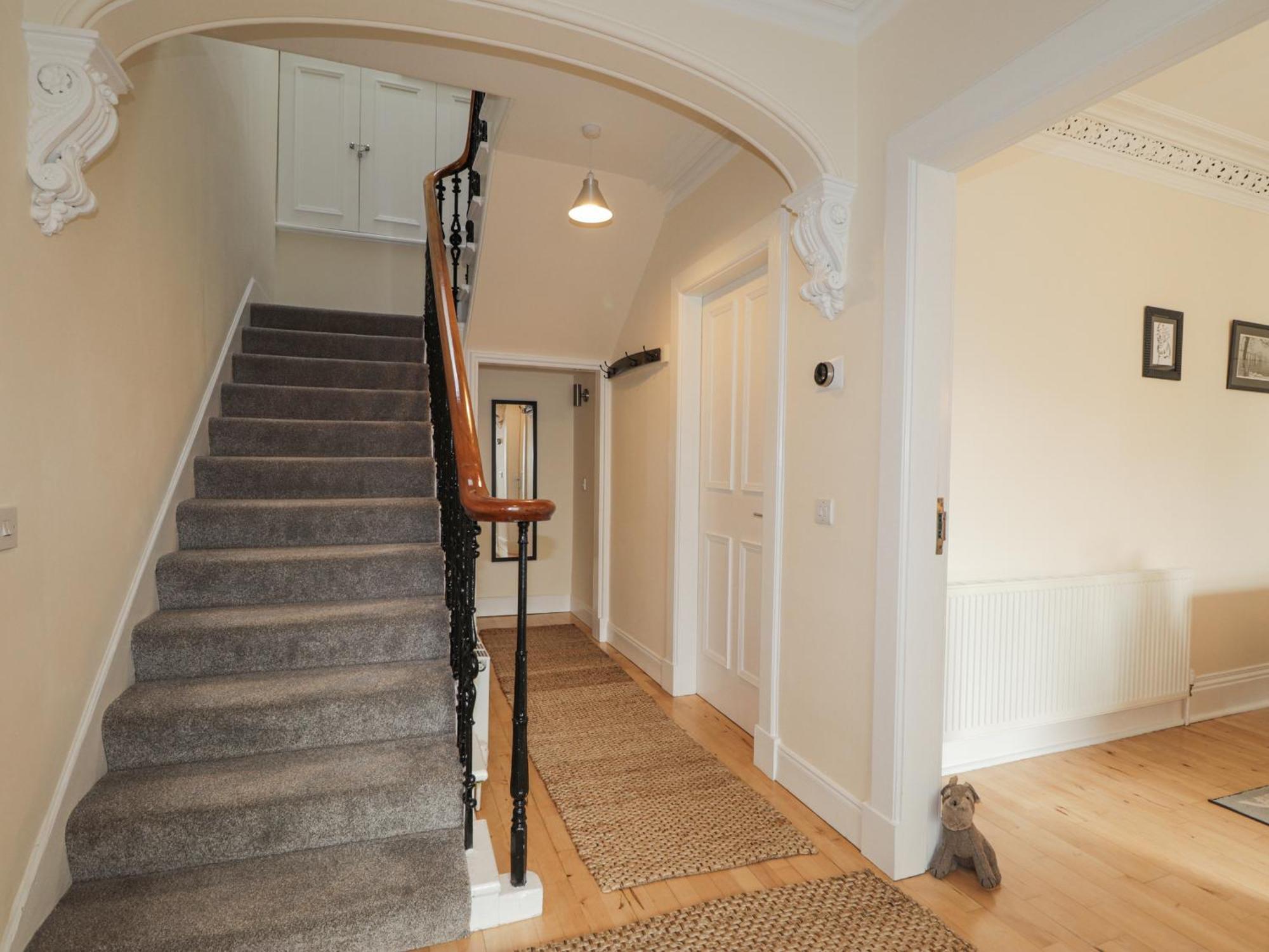 16 Fairfield Road Inverness