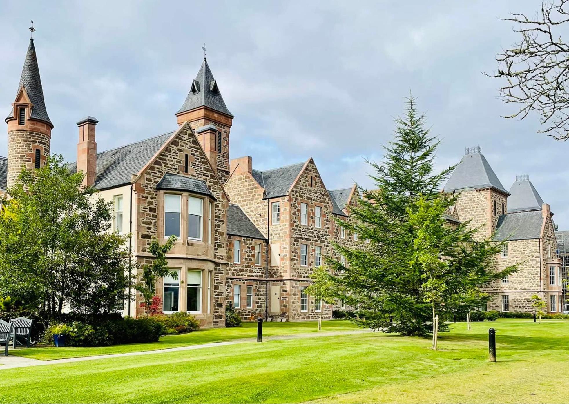 Great Glen Townhouse