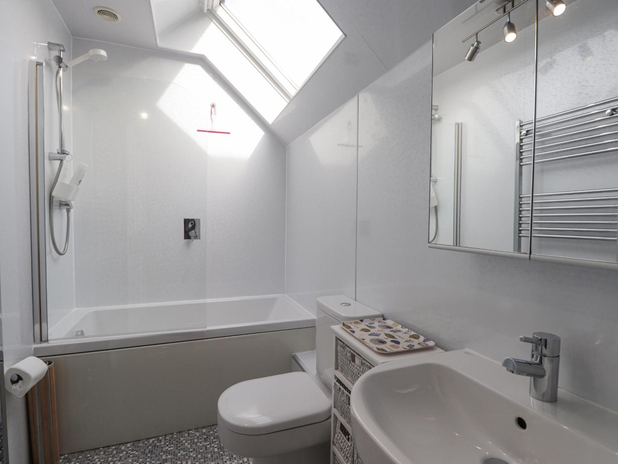 16 Fairfield Road * Inverness