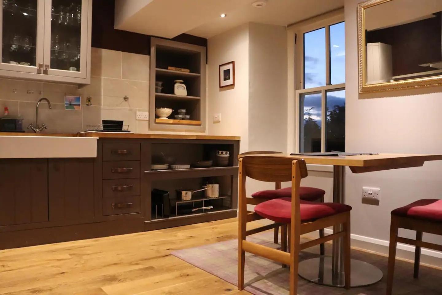 Unique Highland Apartment