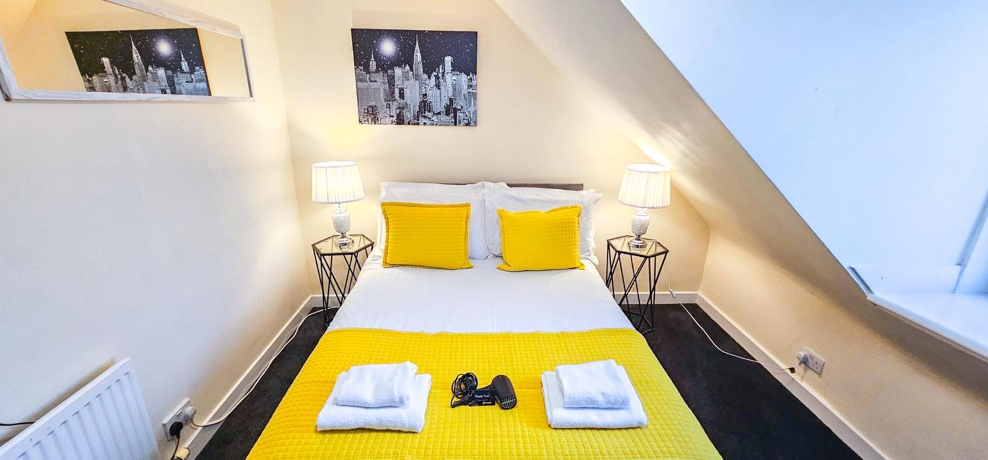 Mystayinn Telford 7 Bedroom House Holiday home