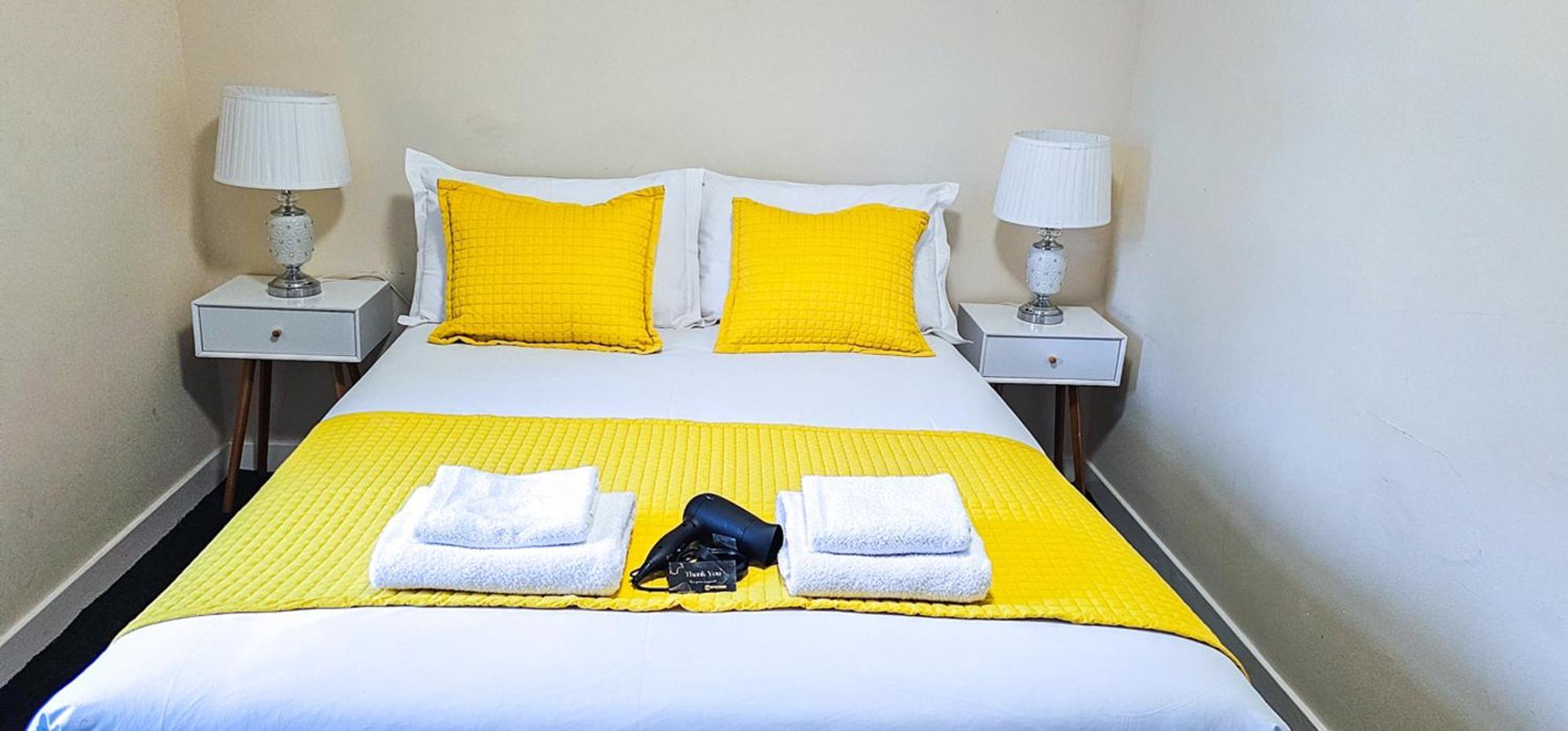 Mystayinn Telford 7 Bedroom House Holiday home