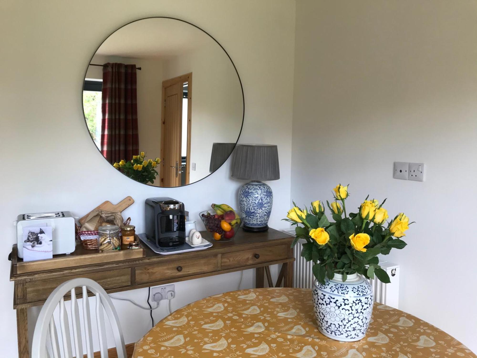 Quiet Garden With Free Parking Apartment