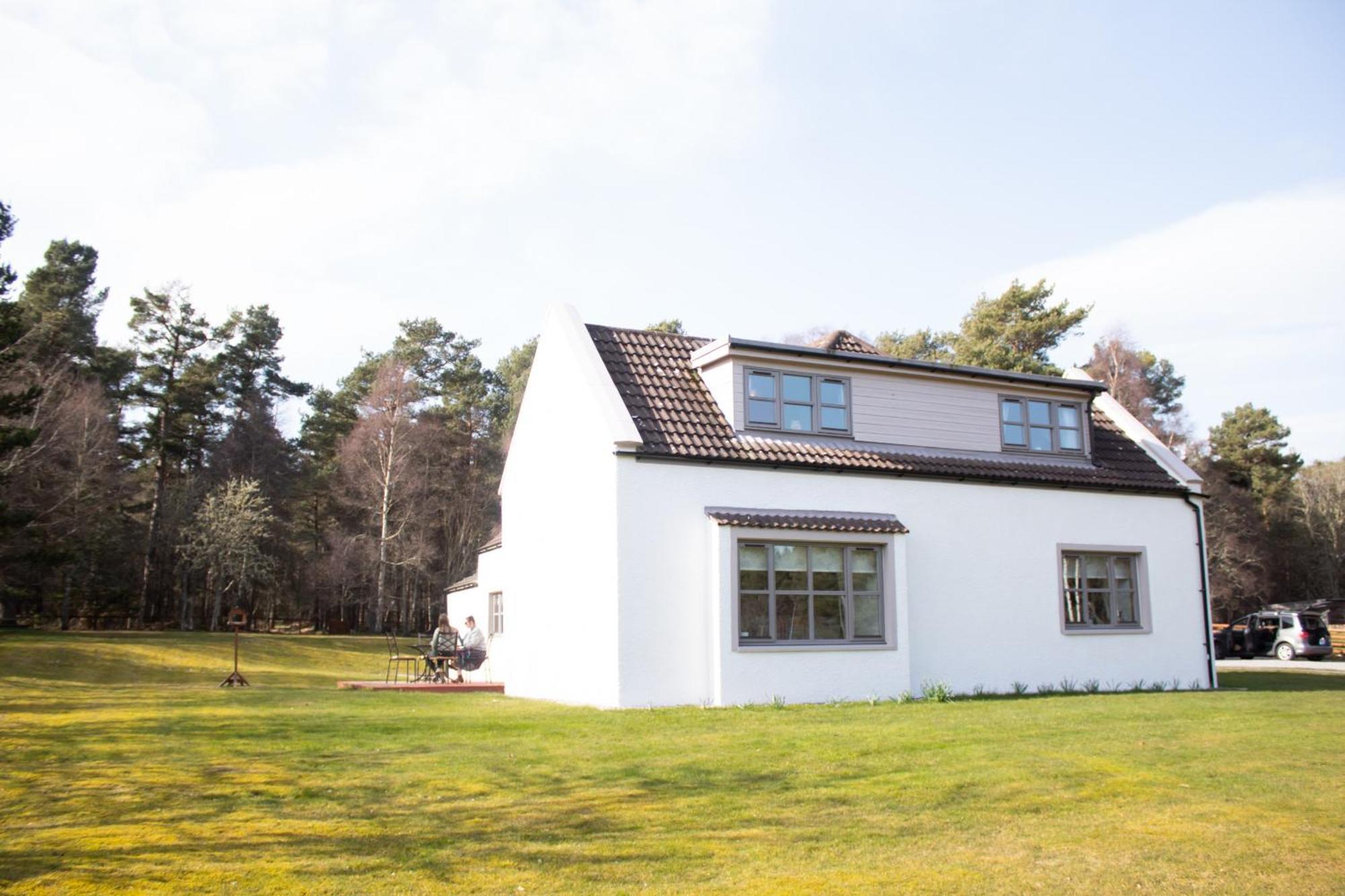 Longfield, Daviot Holiday home