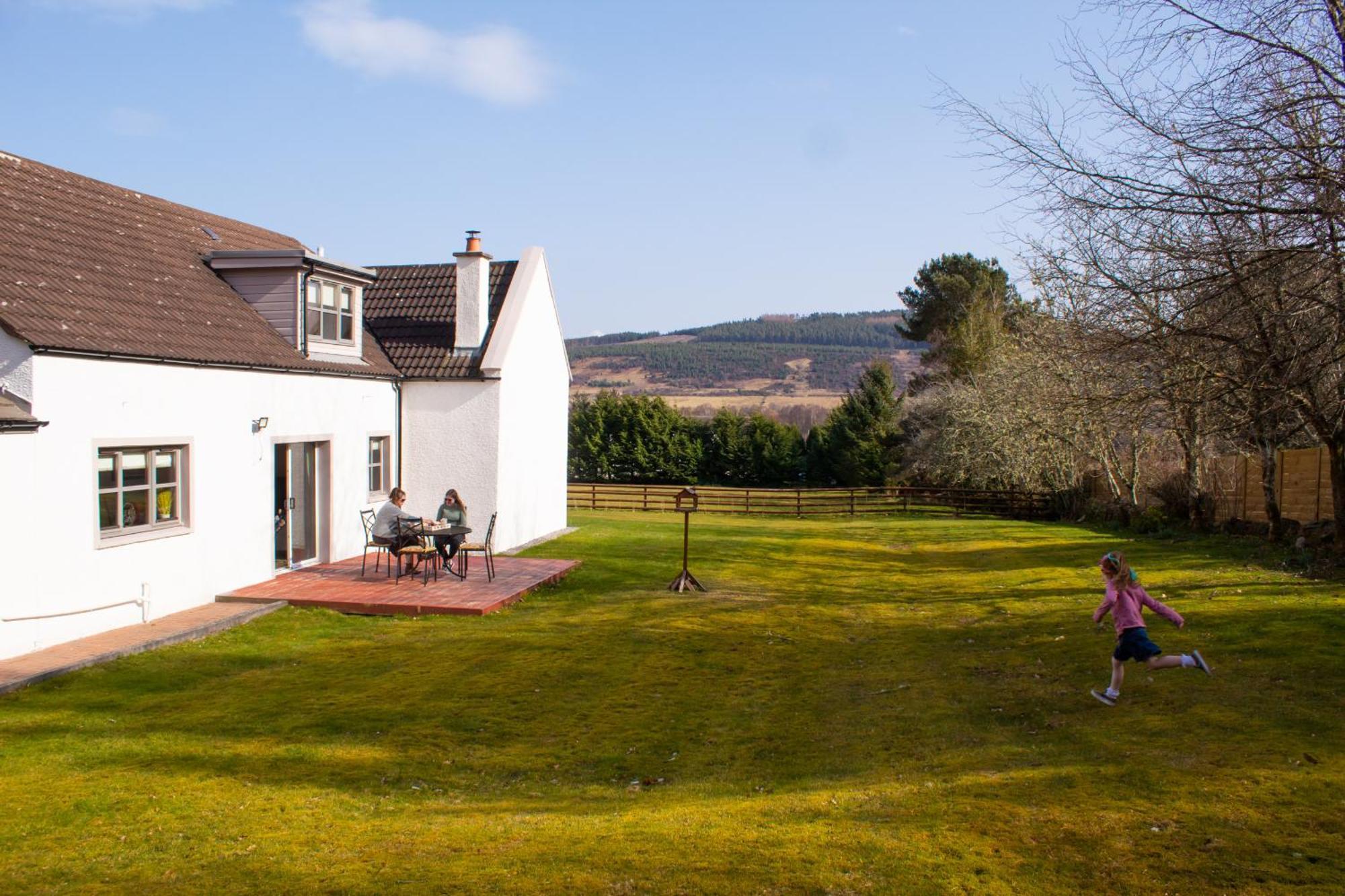 Longfield, Daviot * Inverness