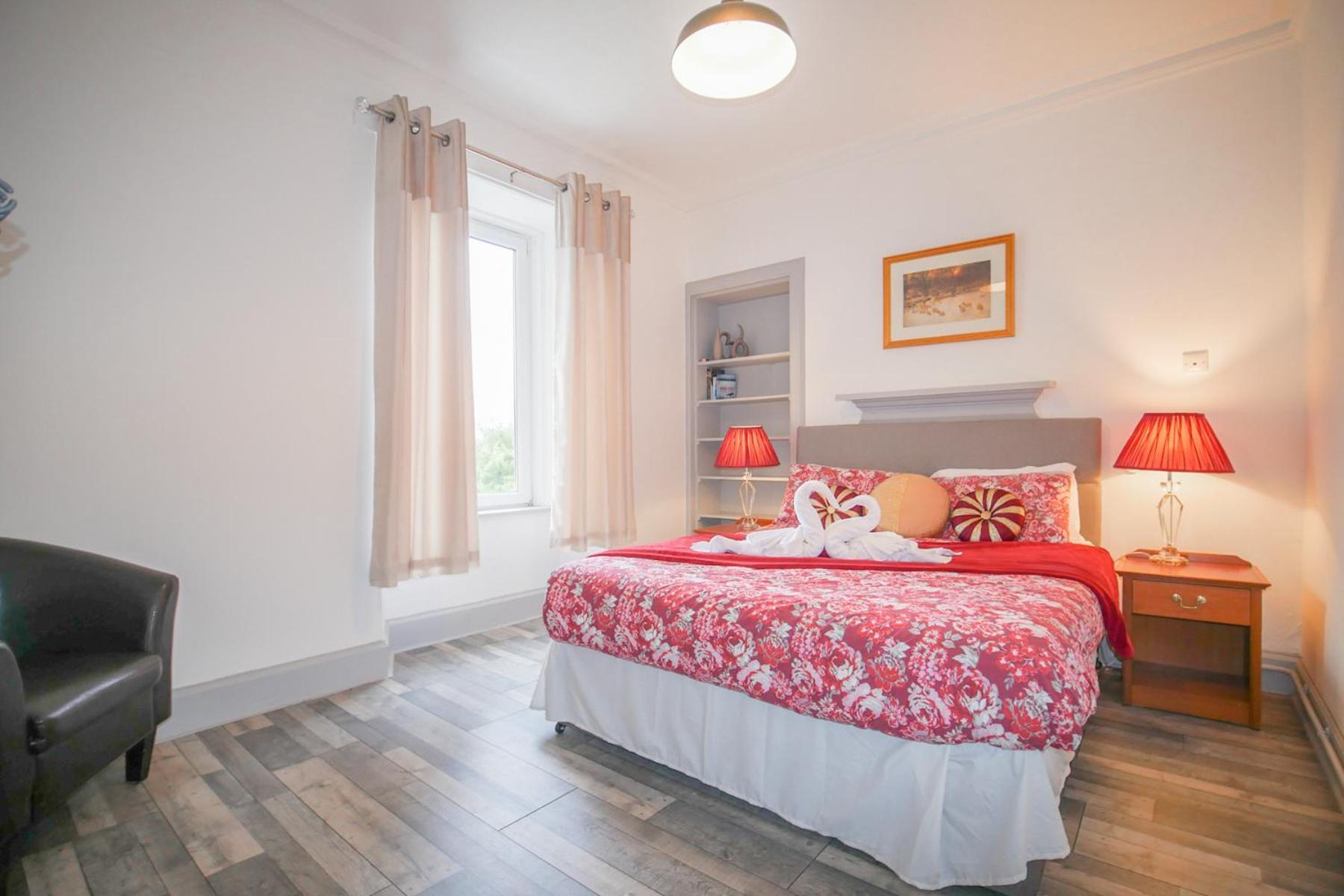 Holiday home Telford Rd 5 Bedroom House