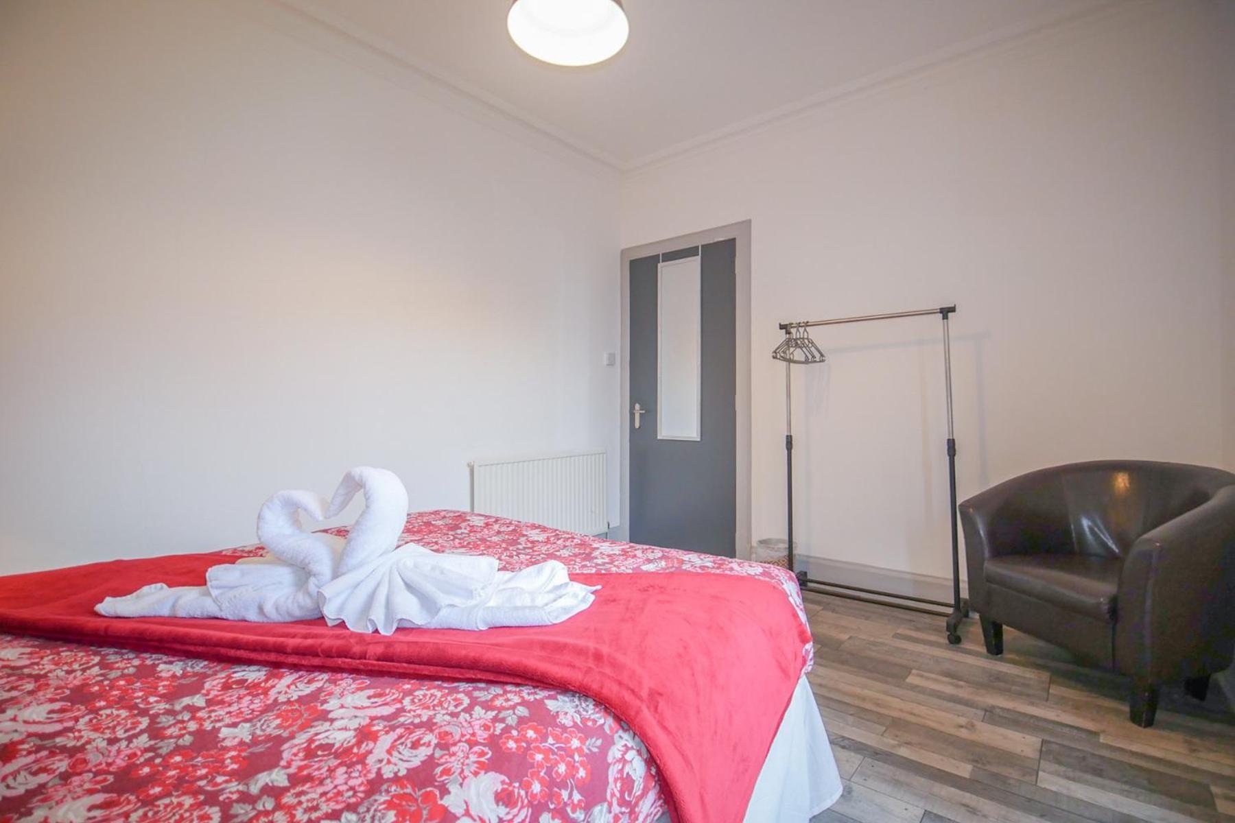 Holiday home Telford Rd 5 Bedroom House *