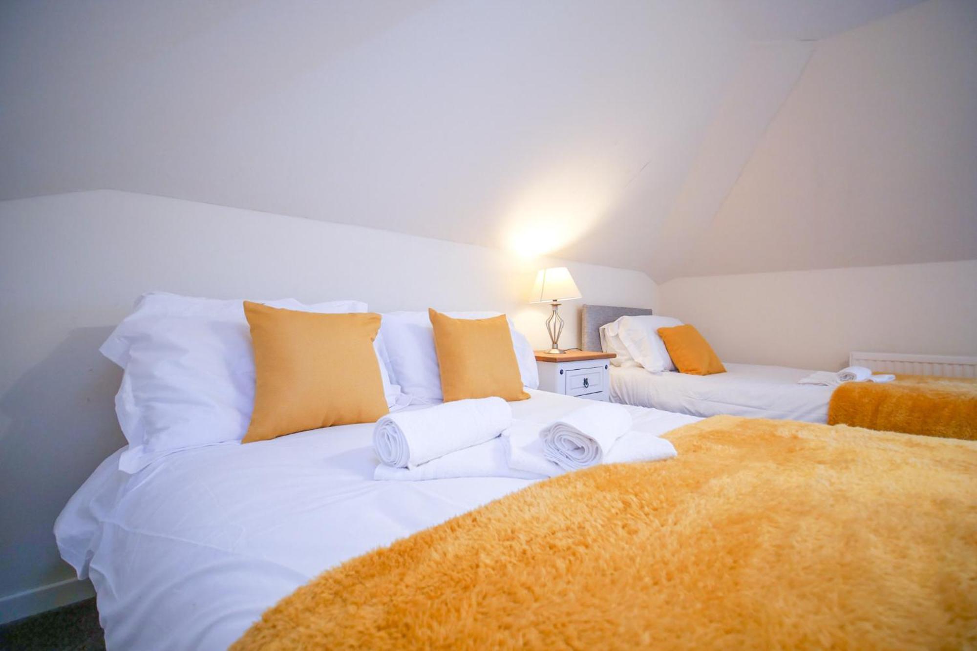 Lochlash 3 Bedroom House Casa de férias Inverness