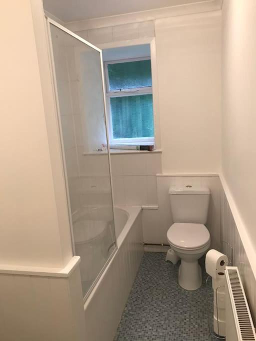 Heather House, Beautiful Family Home, Sleeps 8 Inverness