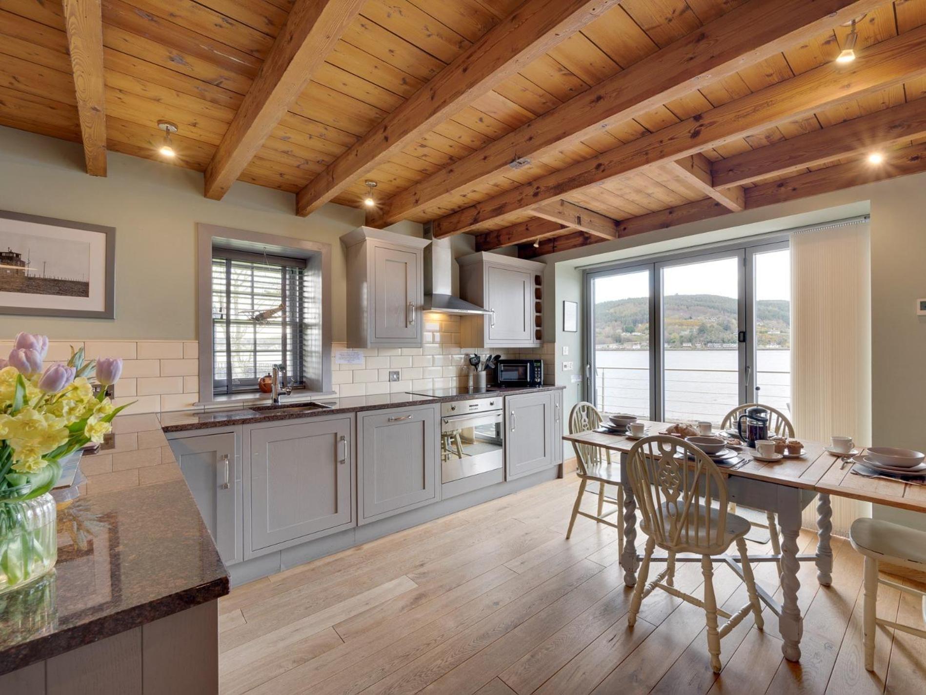 2 Bed In South Kessock Ca324 *