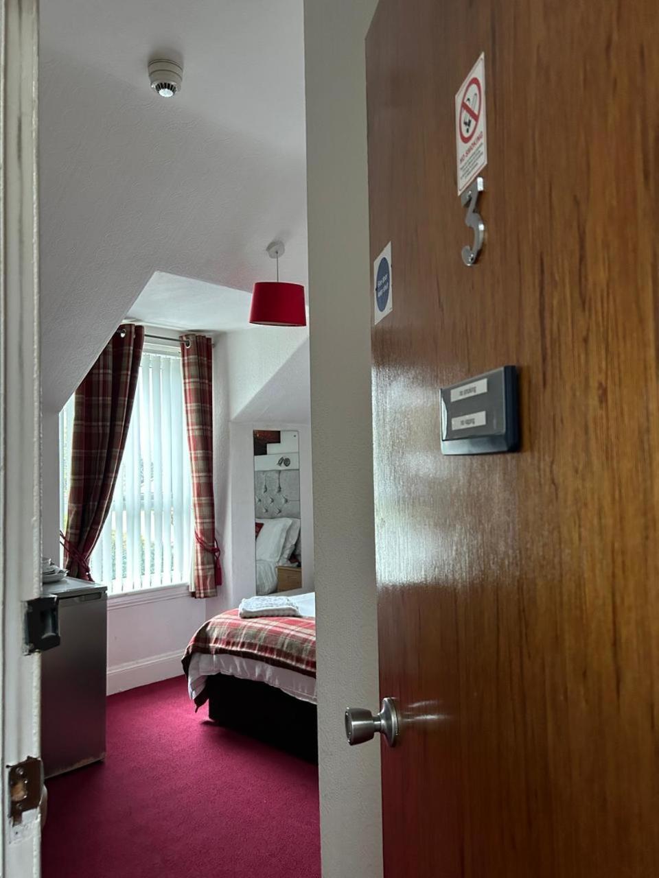 Tay Homestay