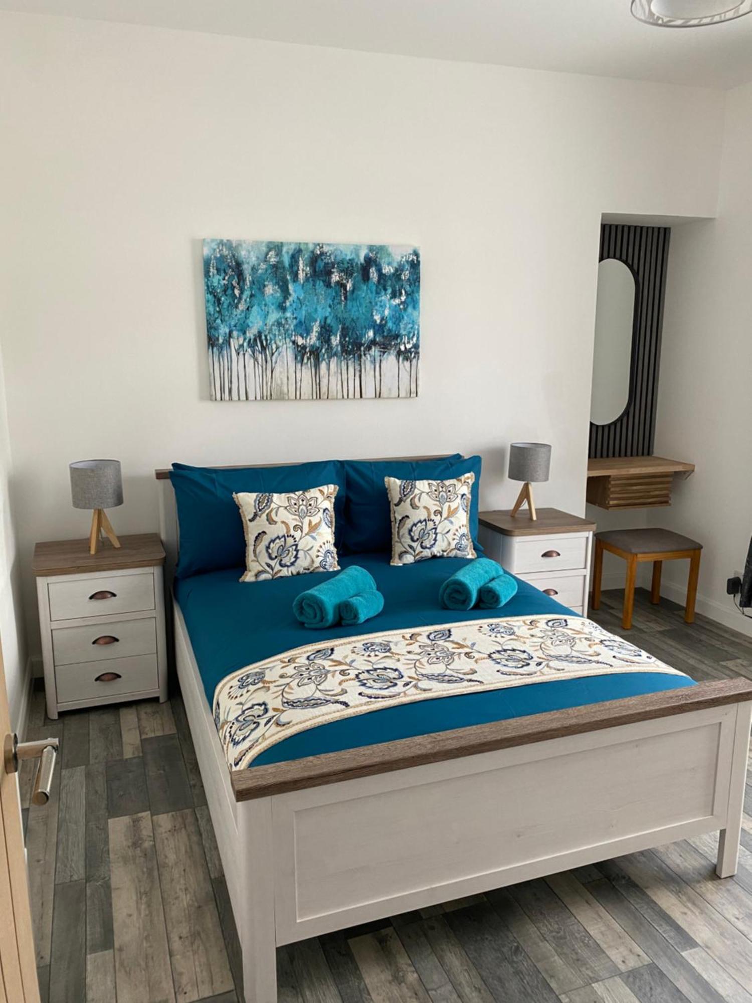 Apartment 39 Wells Street *