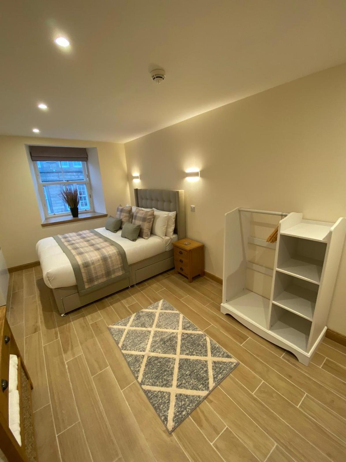 Waverley Apartment