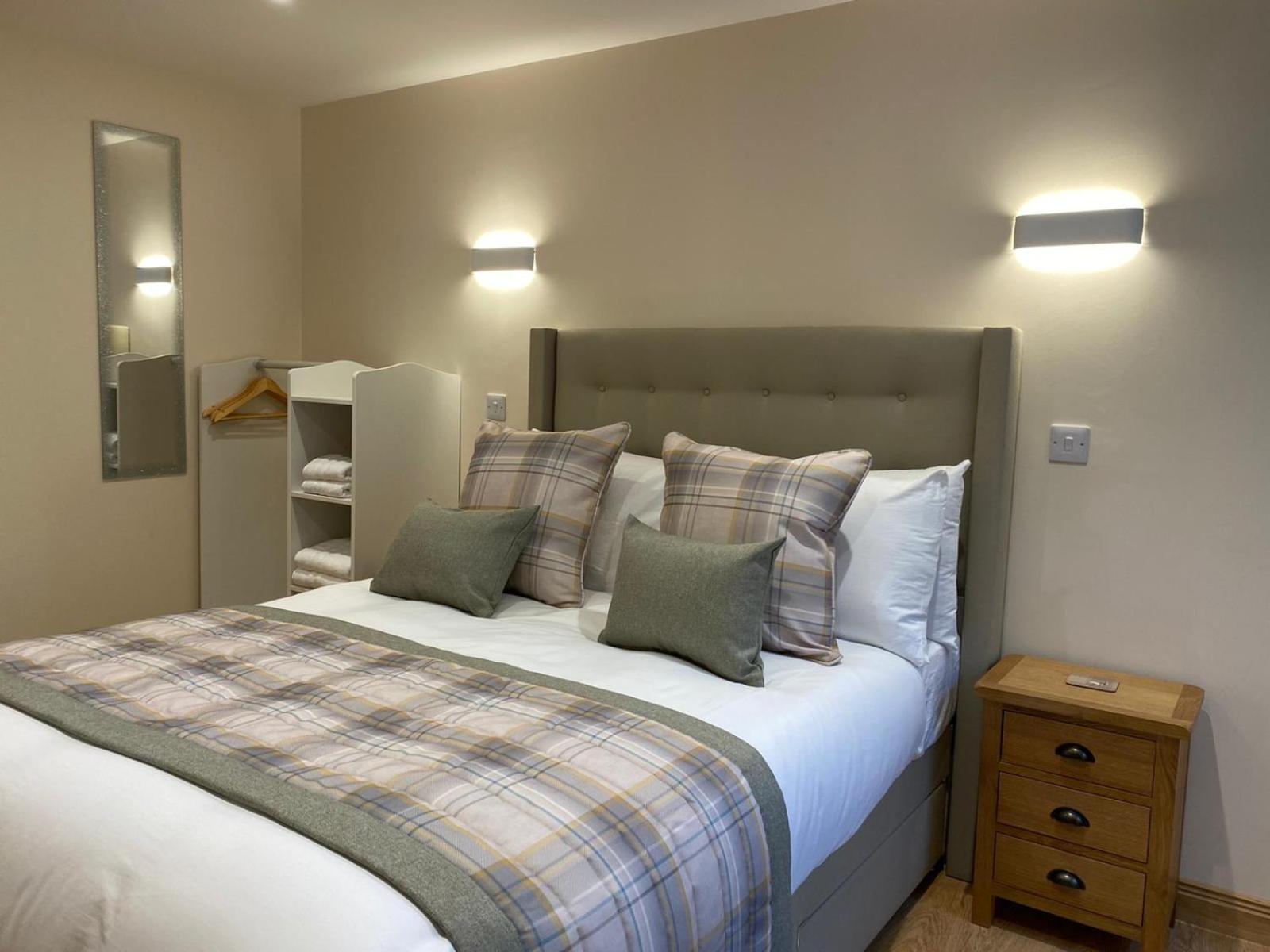 Waverley Apartment