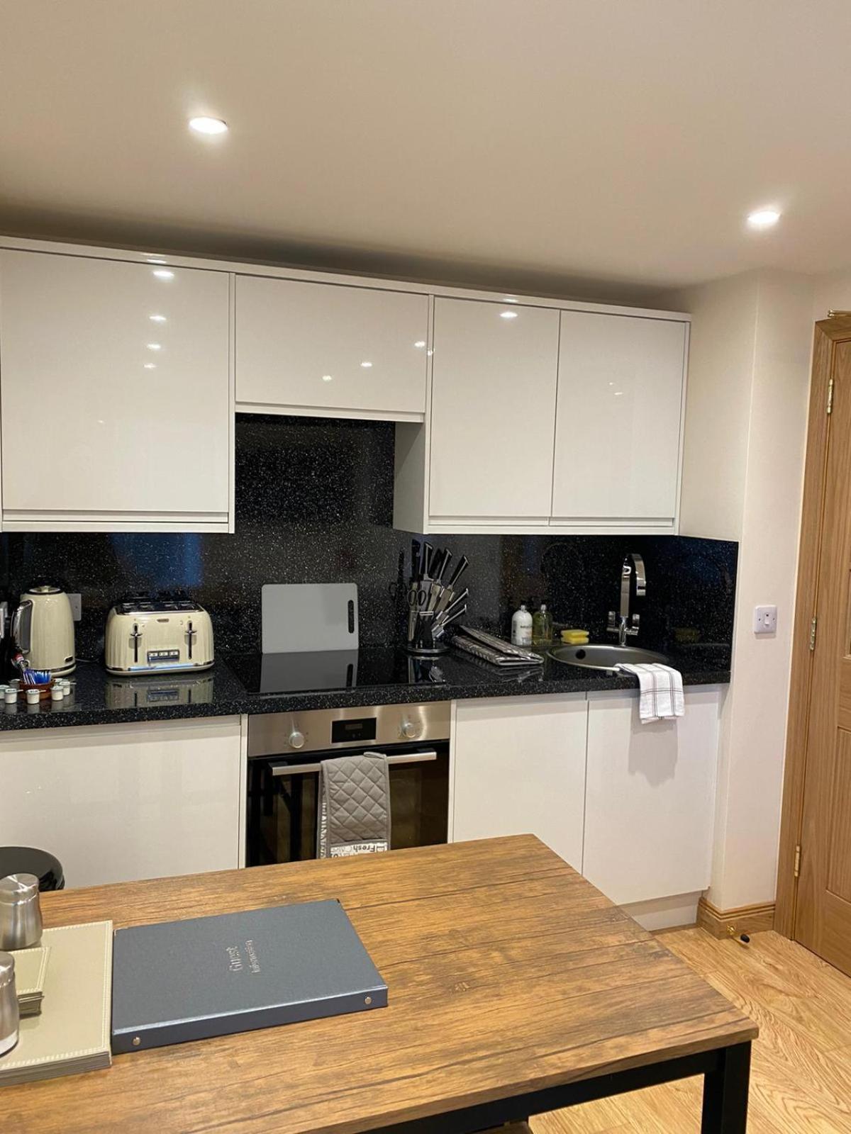 Waverley Apartment *