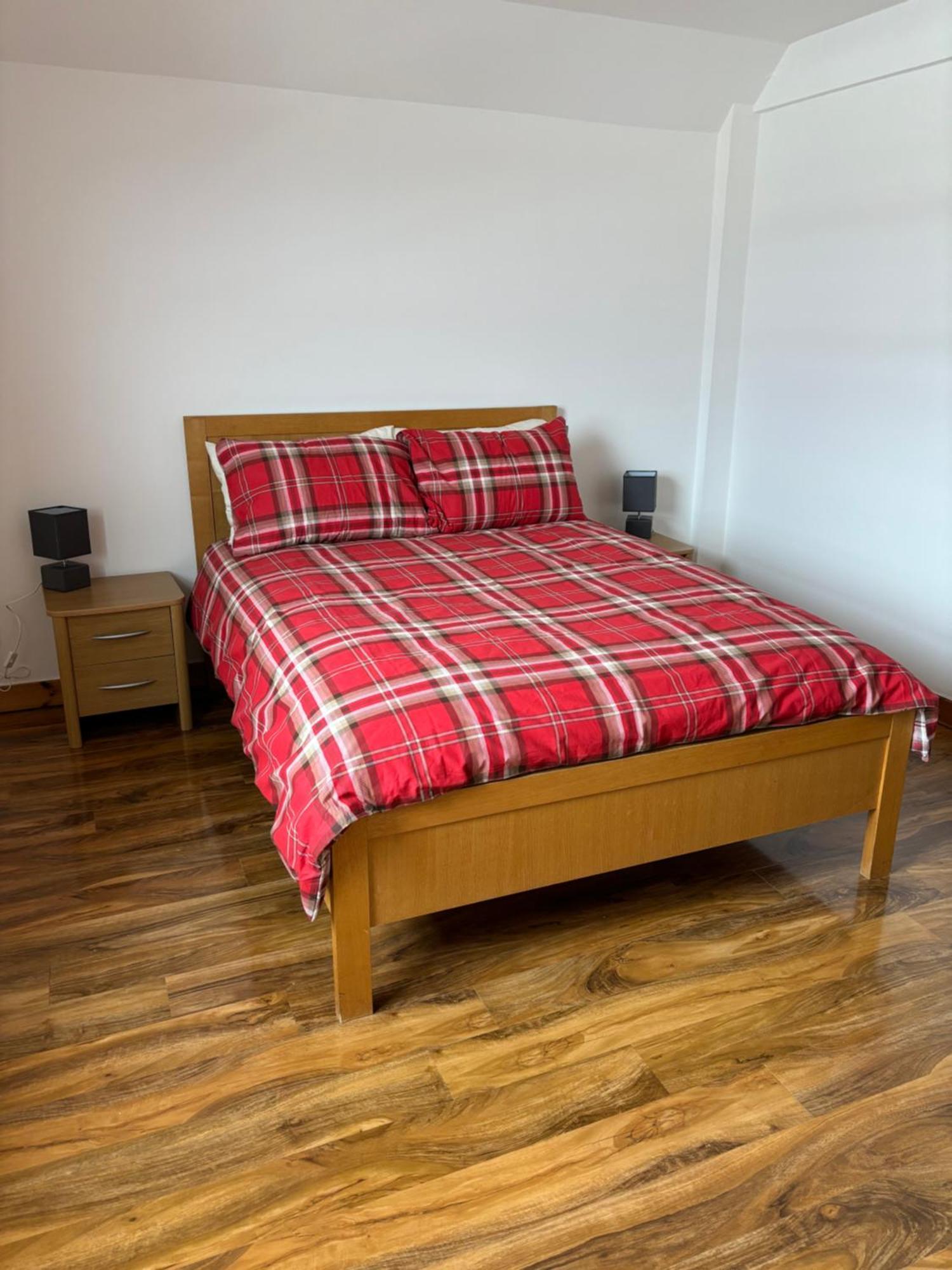 Maciver Farraline Court Apartment *