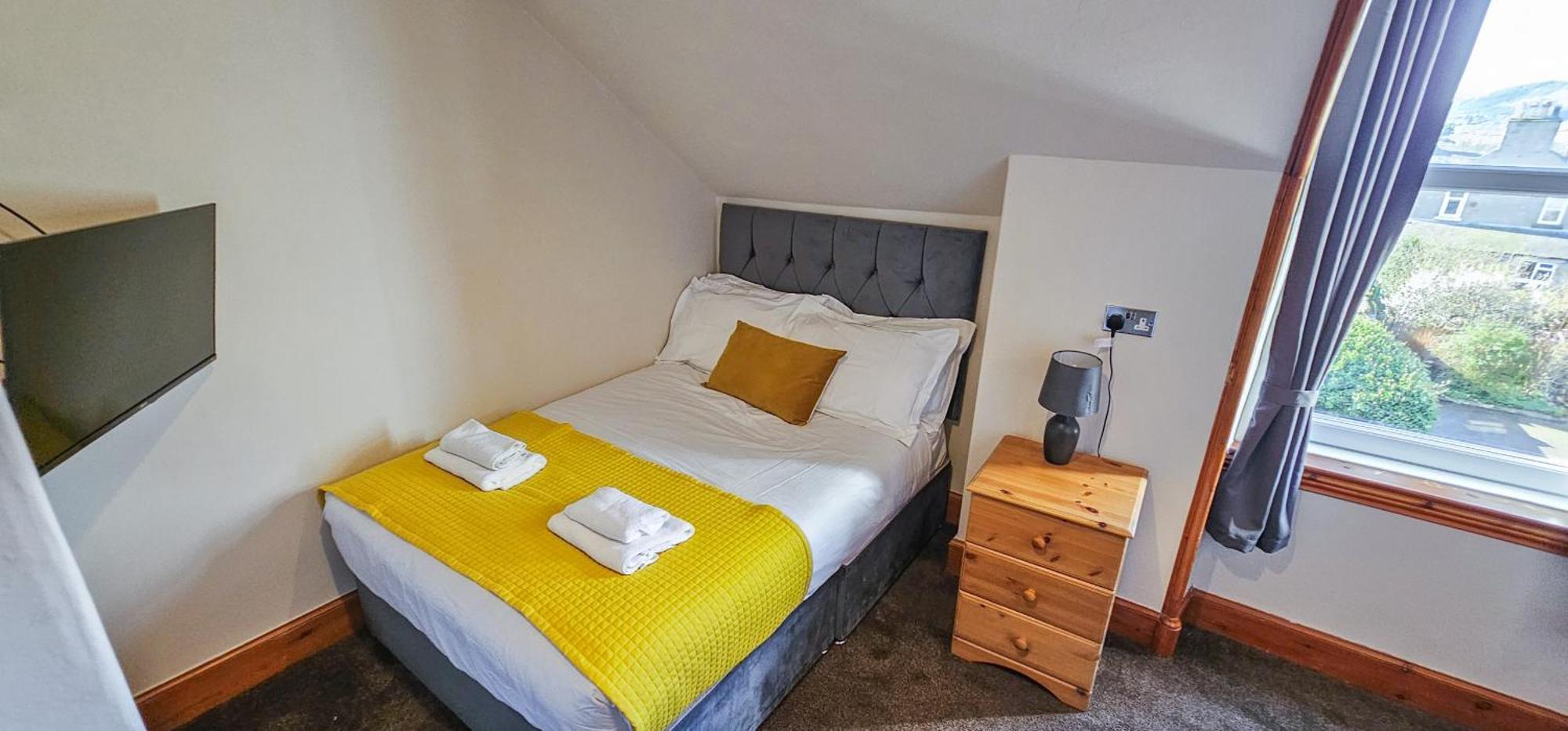 Melrose 11 Bedroom House * Inverness