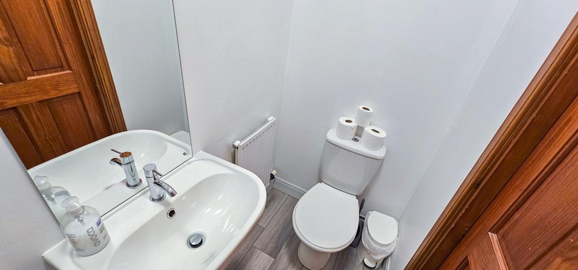 Melrose 11 Bedroom House * Inverness