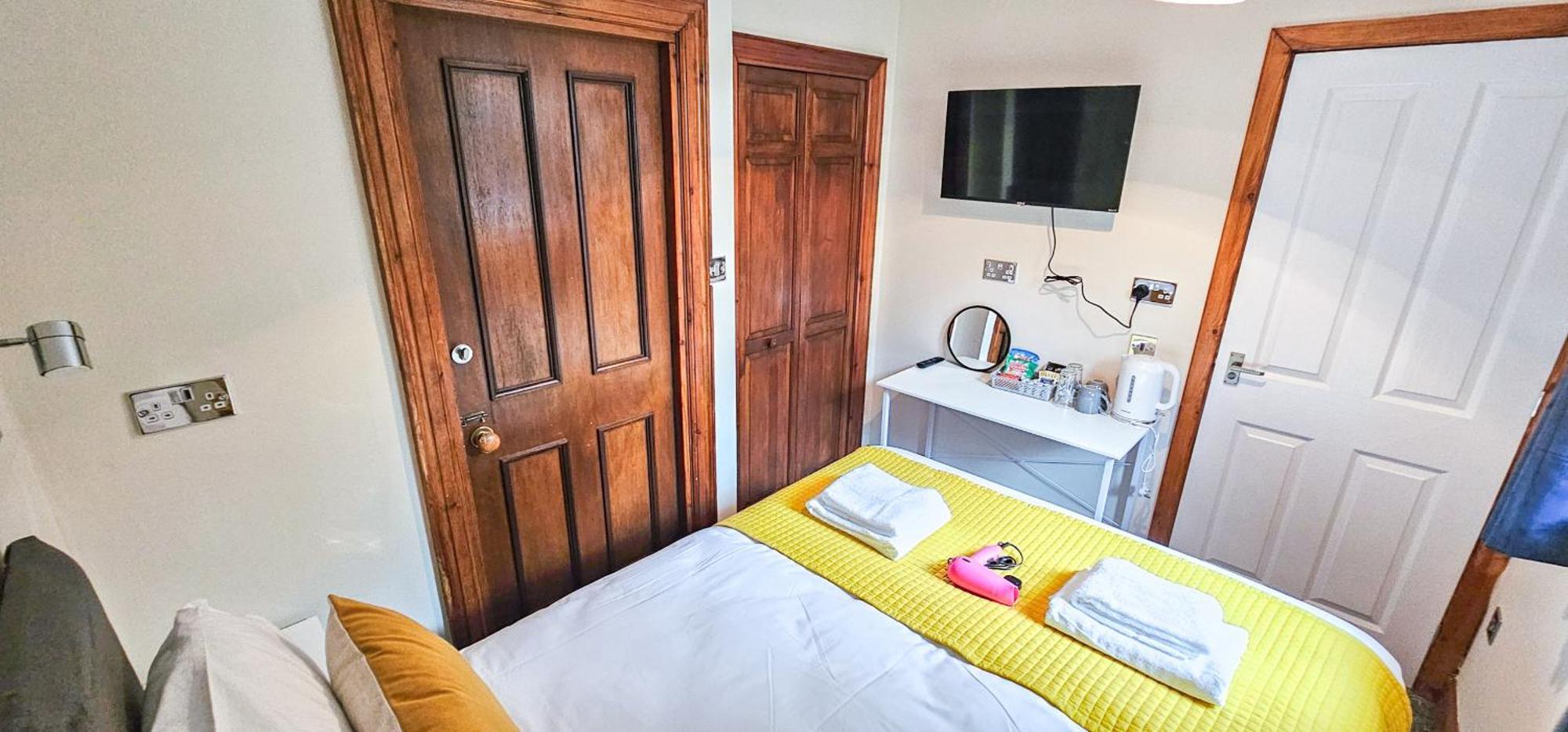 Melrose 11 Bedroom House Holiday home Inverness