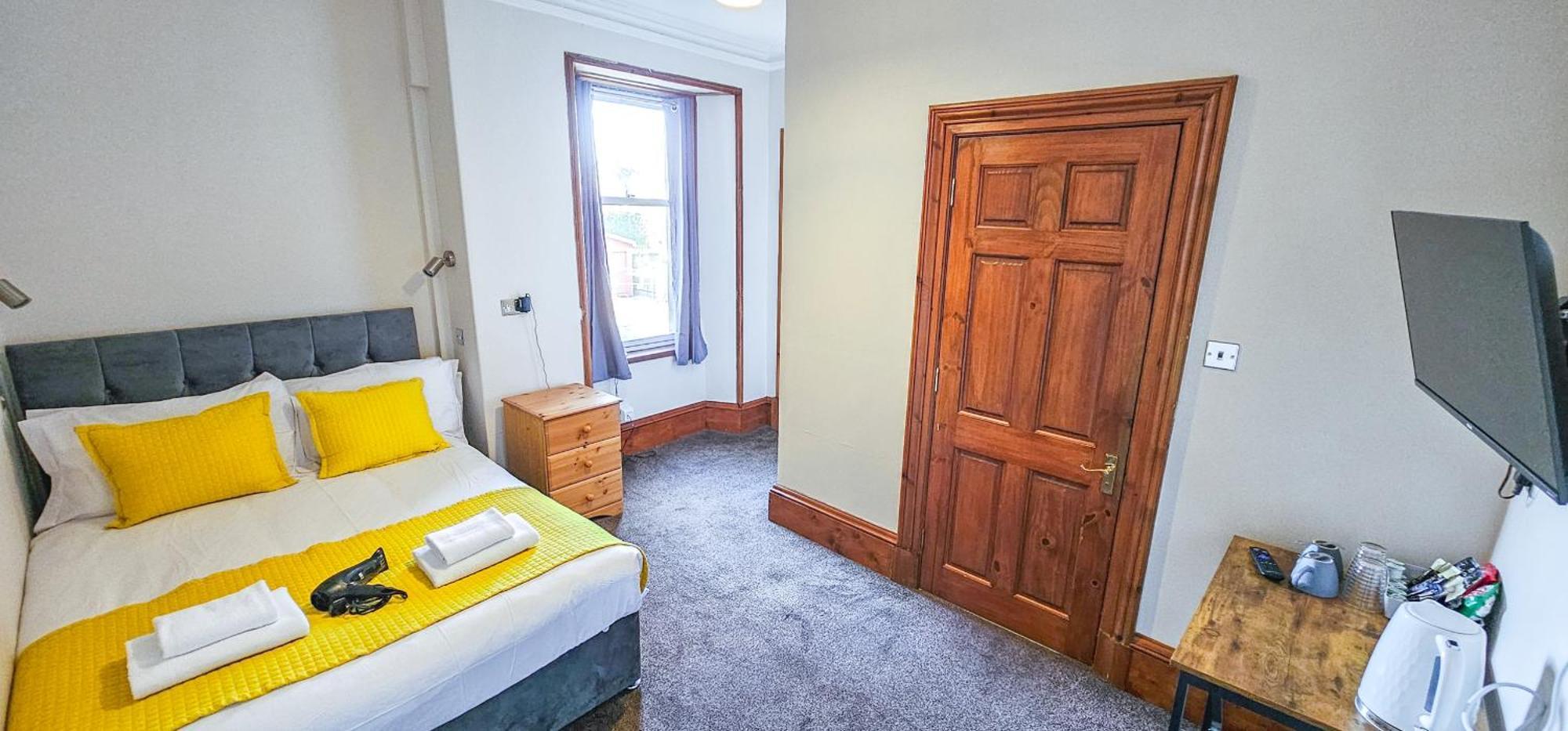 Melrose 11 Bedroom House *