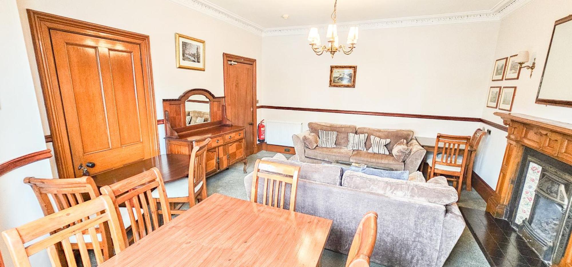 Melrose 11 Bedroom House