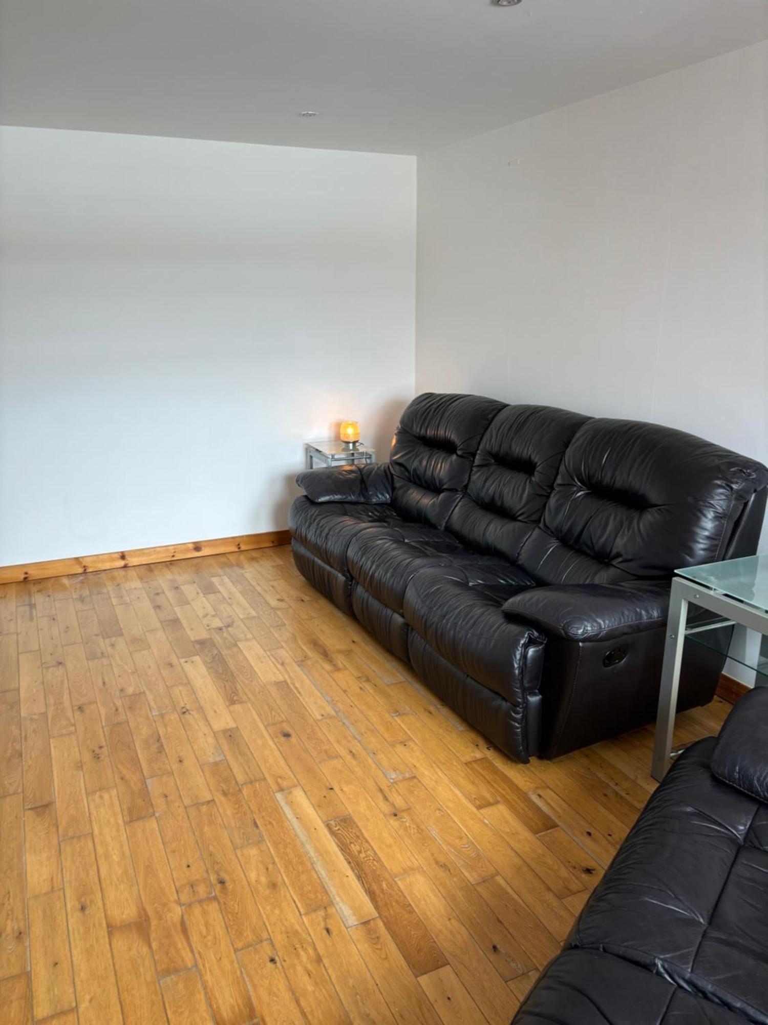 Apartment Maciver Farraline Court