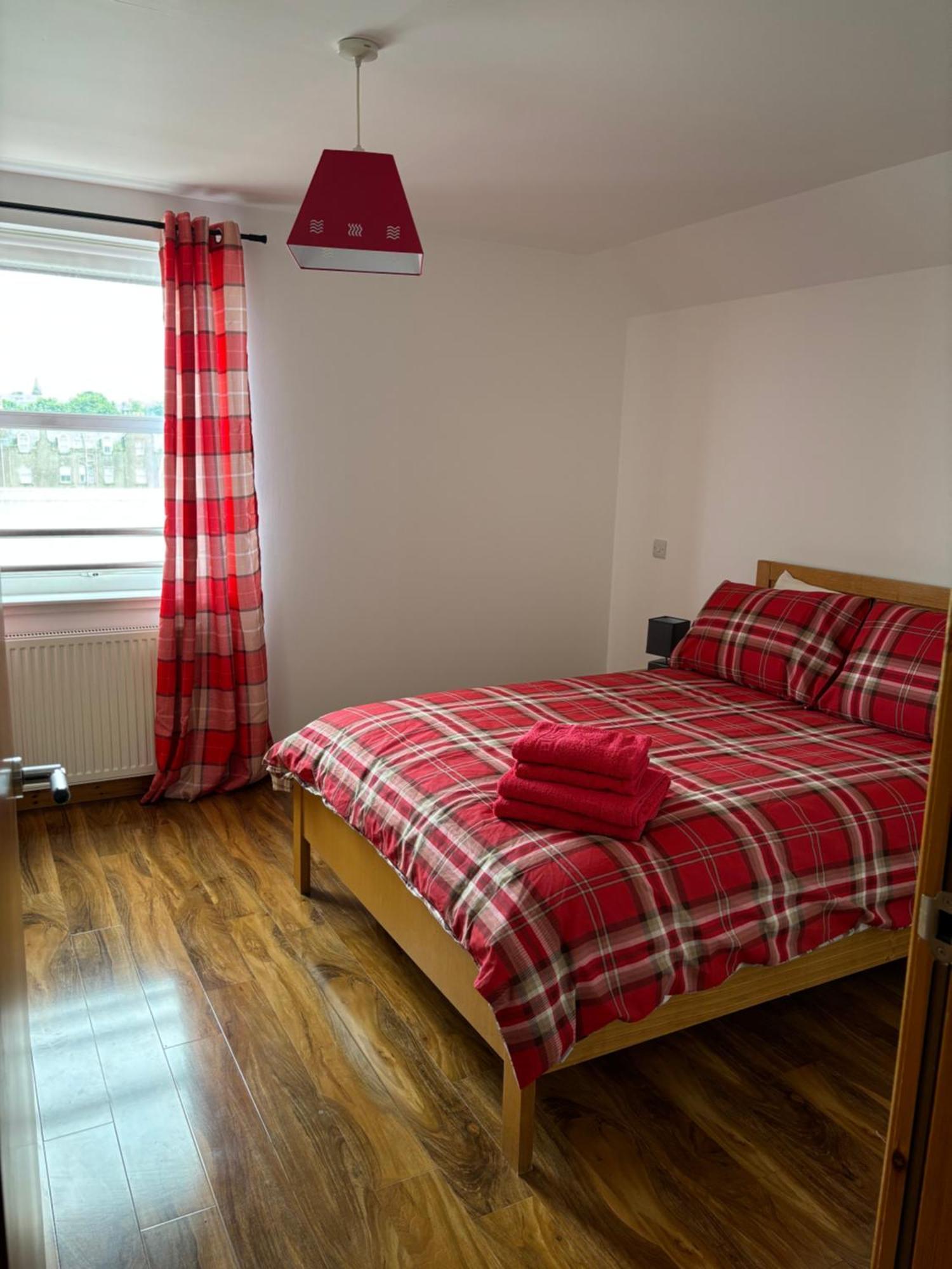 Maciver Farraline Court Apartment