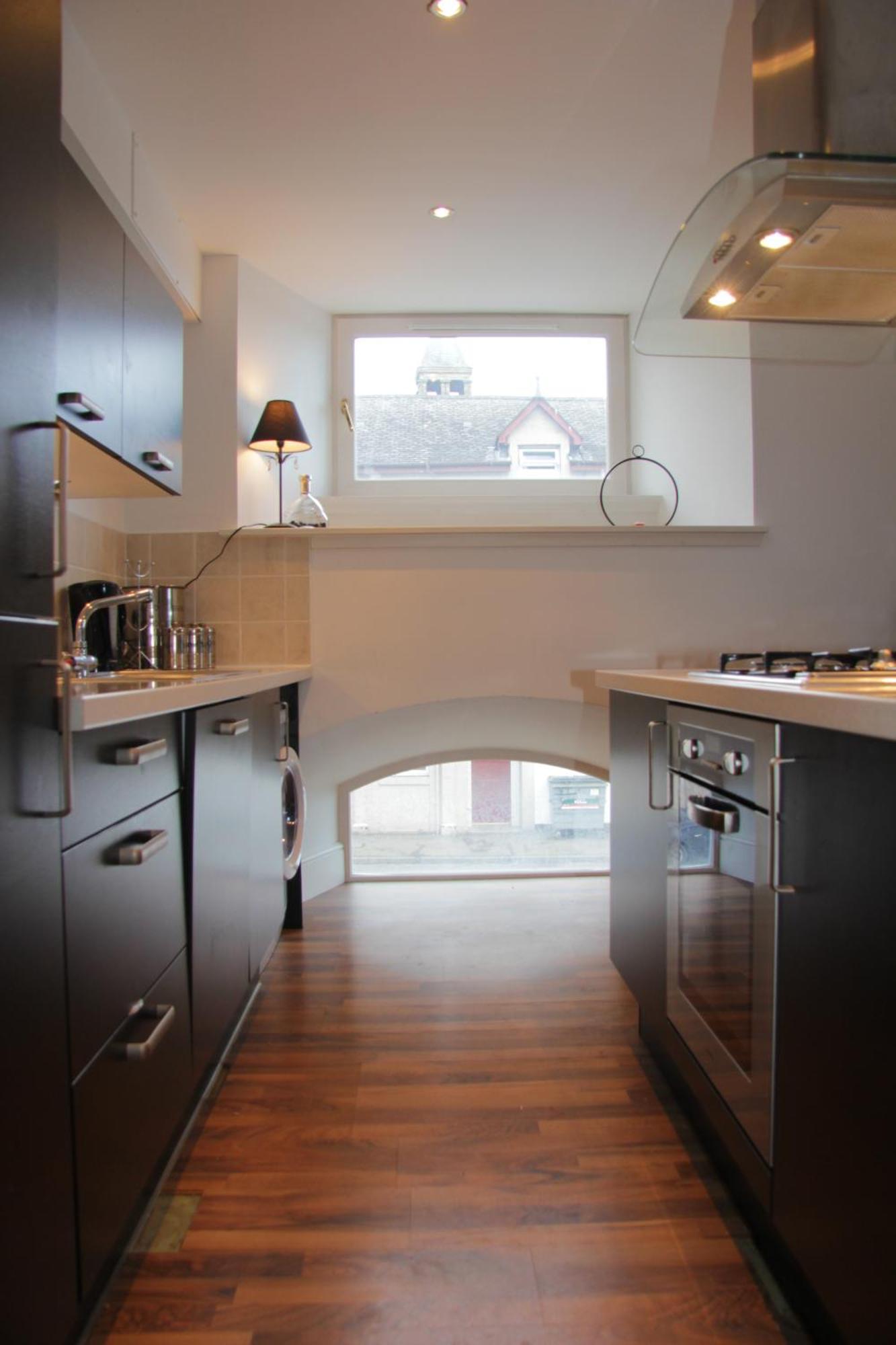 Apartment Scardroy Homes - 2 Bedroom With Parking Wifi Smart Tvs Sleeps Up To 6 *