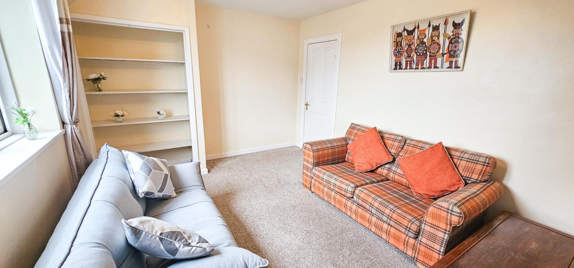 1 Bedroom House - - River Canal * Inverness