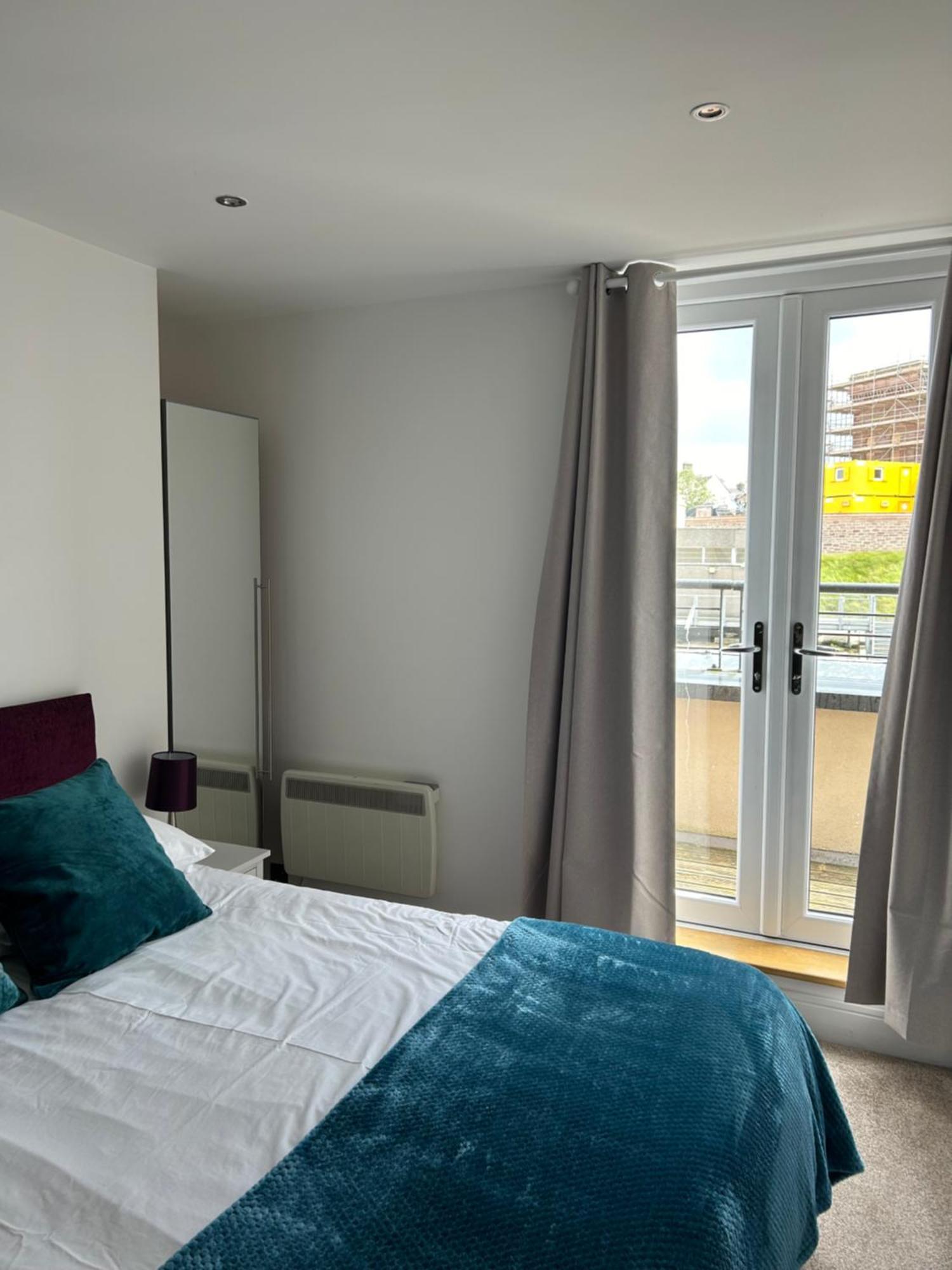 Apartment 1 Bedroom Castleview 404 *