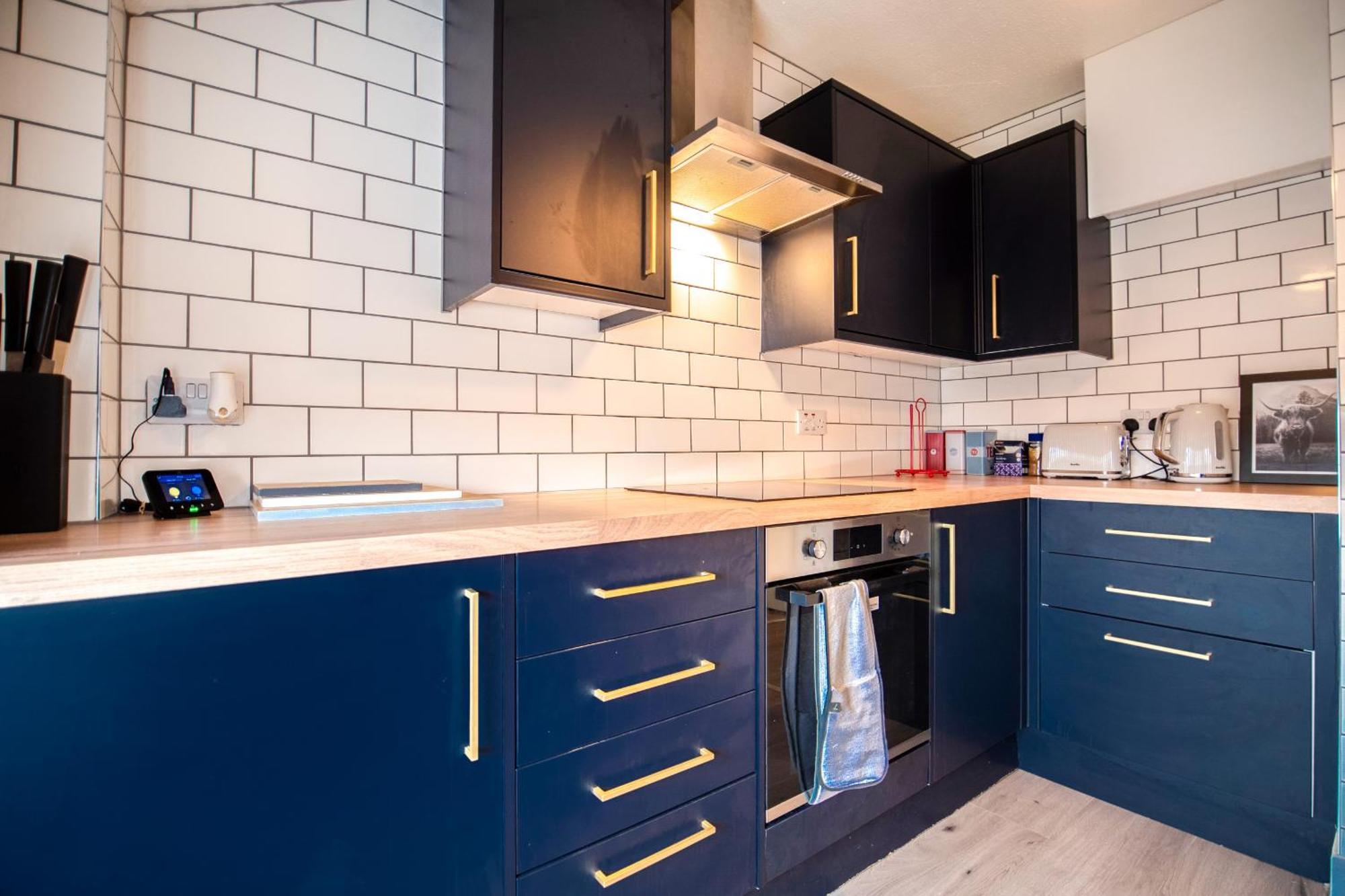 Comfortable 2-bedroom Flat Apartment *