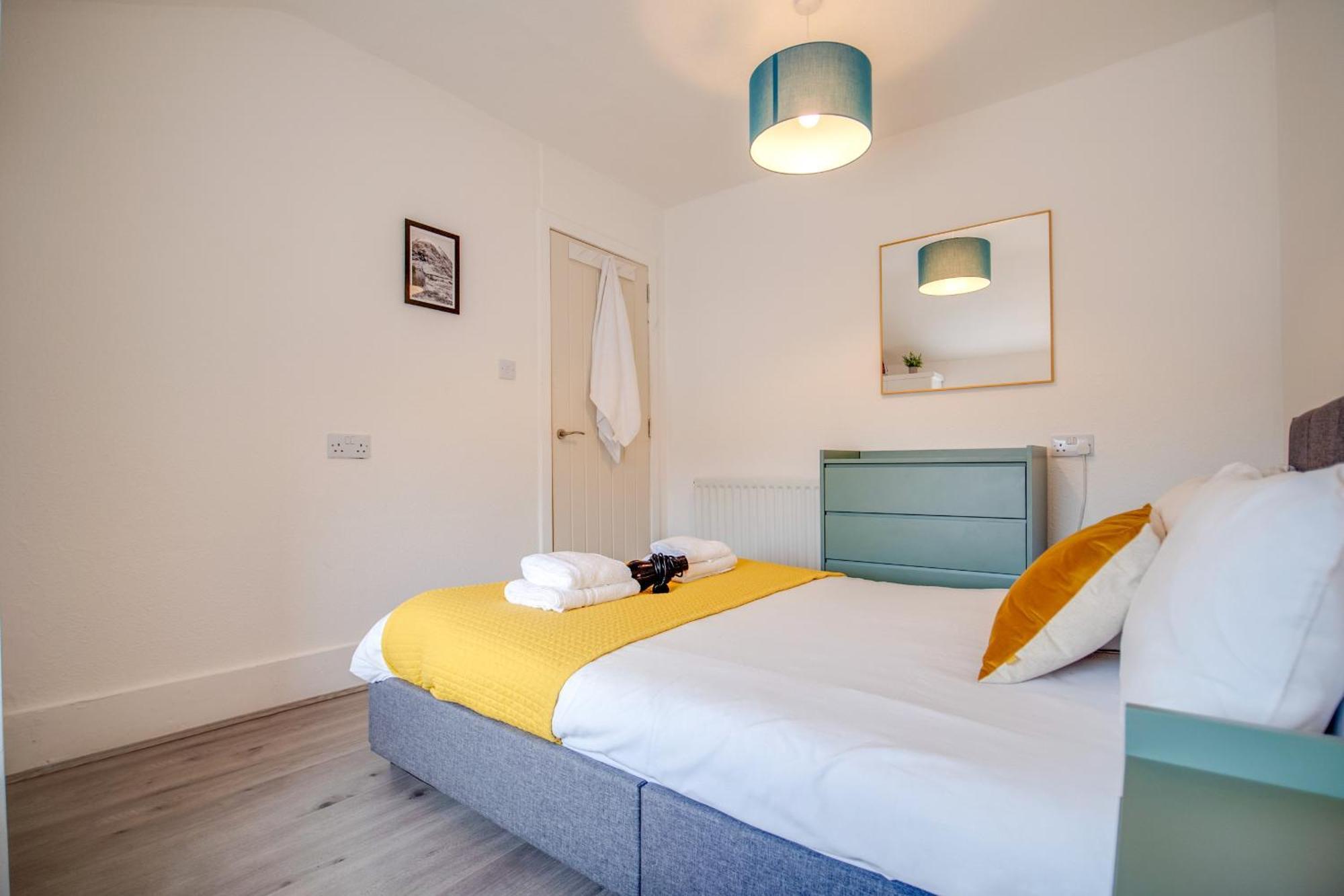 Comfortable 2-bedroom Flat Apartment *