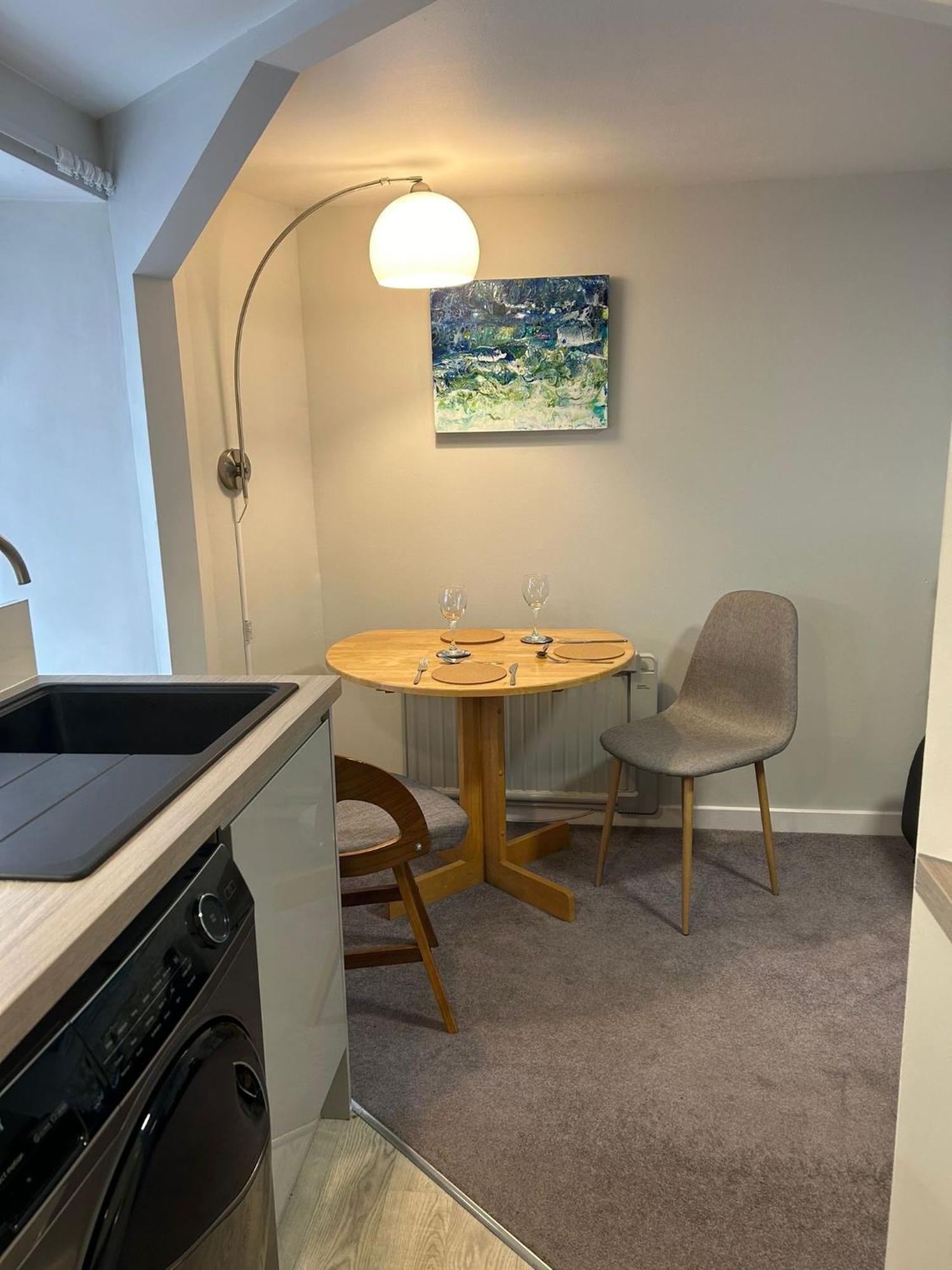 Apartment 1 Bedroom Alexander Snug *