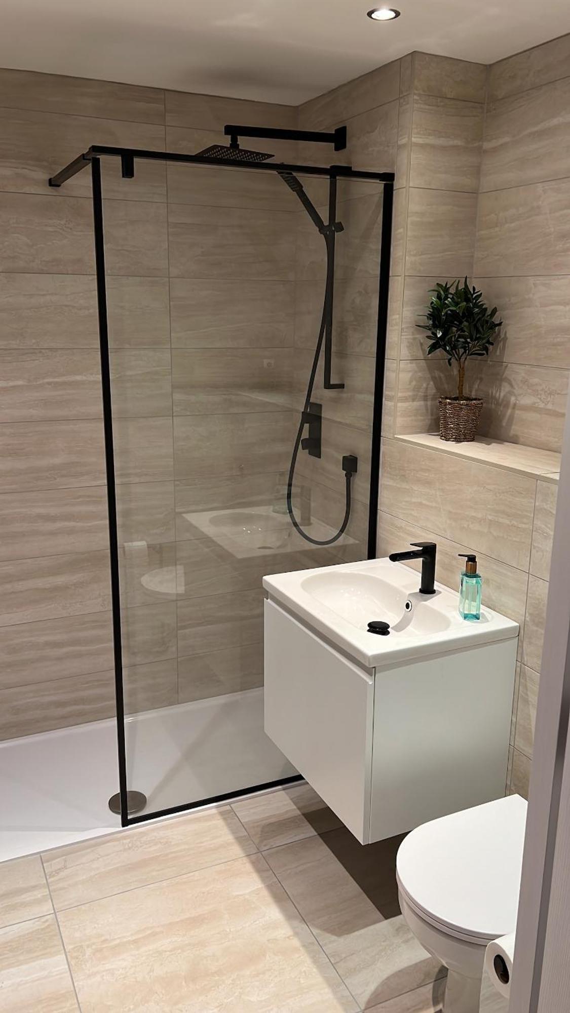 Riverview Executive * Inverness