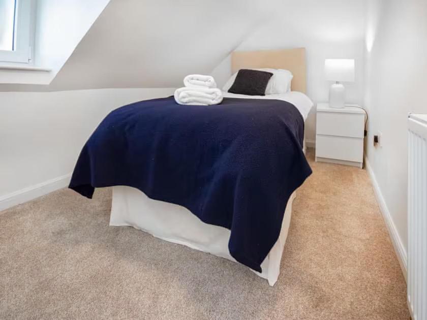 4 Lower Kessock Street Holiday home *
