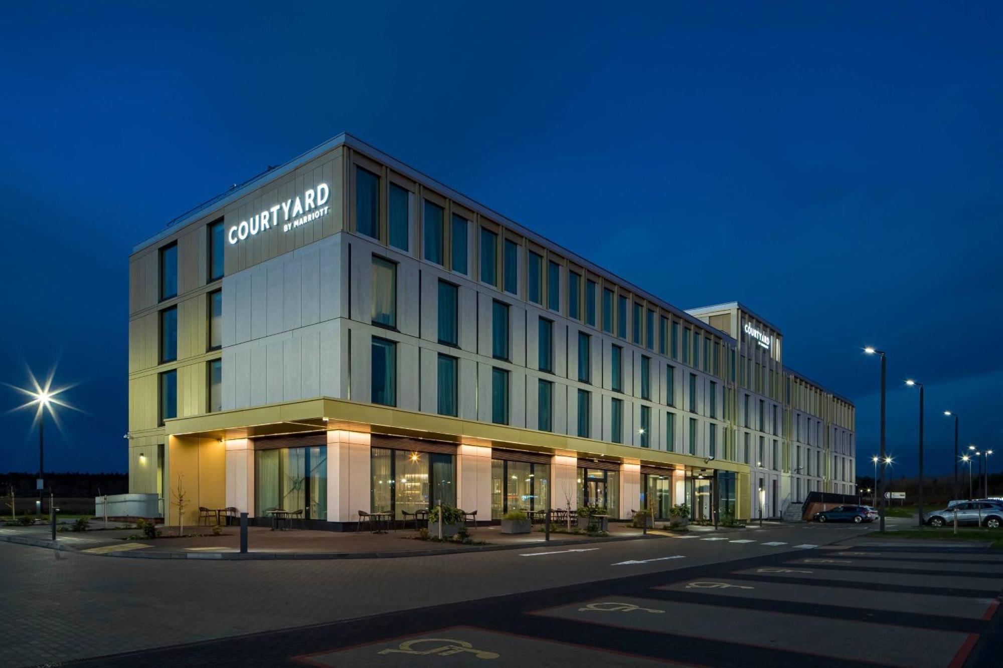 Courtyard By Marriott Airport 4* Inverness