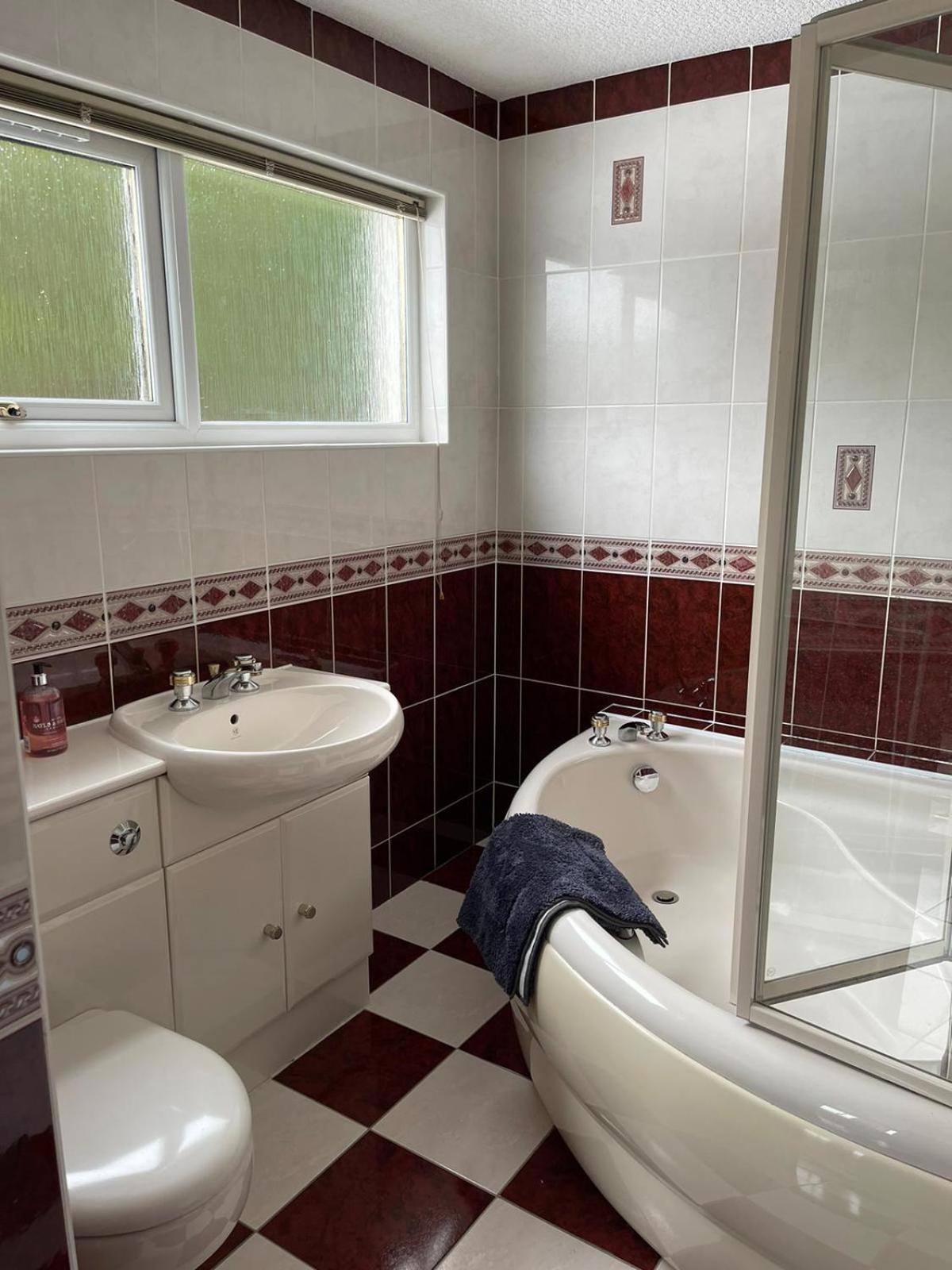 Runnymede House Bed & Breakfast