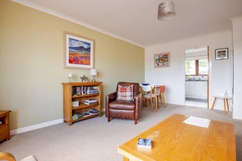 Number 5, Muirfield Court Apartamento