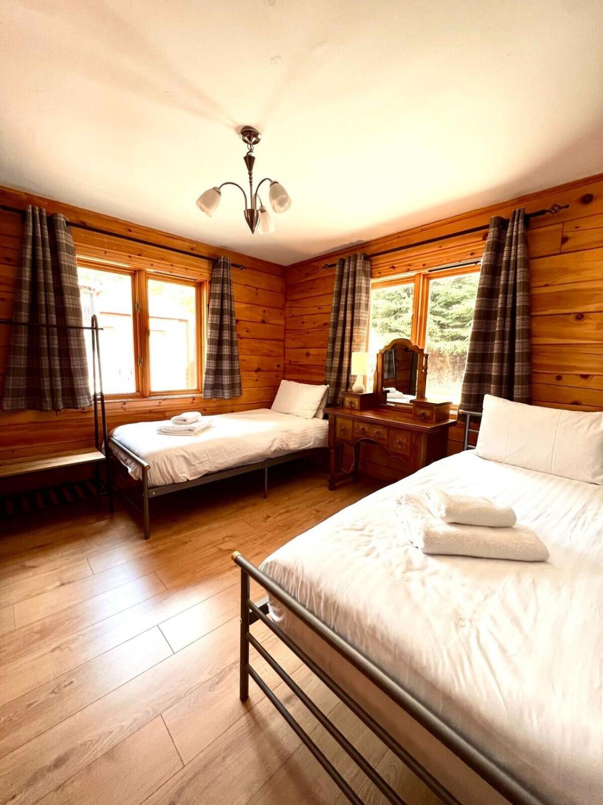 Lodge On Loch Ness Inverness