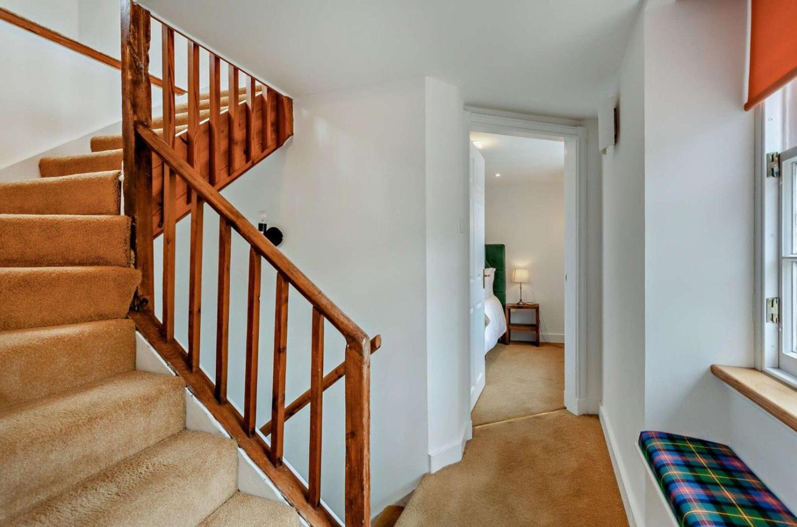 Villa Jacobite's Retreat, 17th Century In The Heart Of Inverness