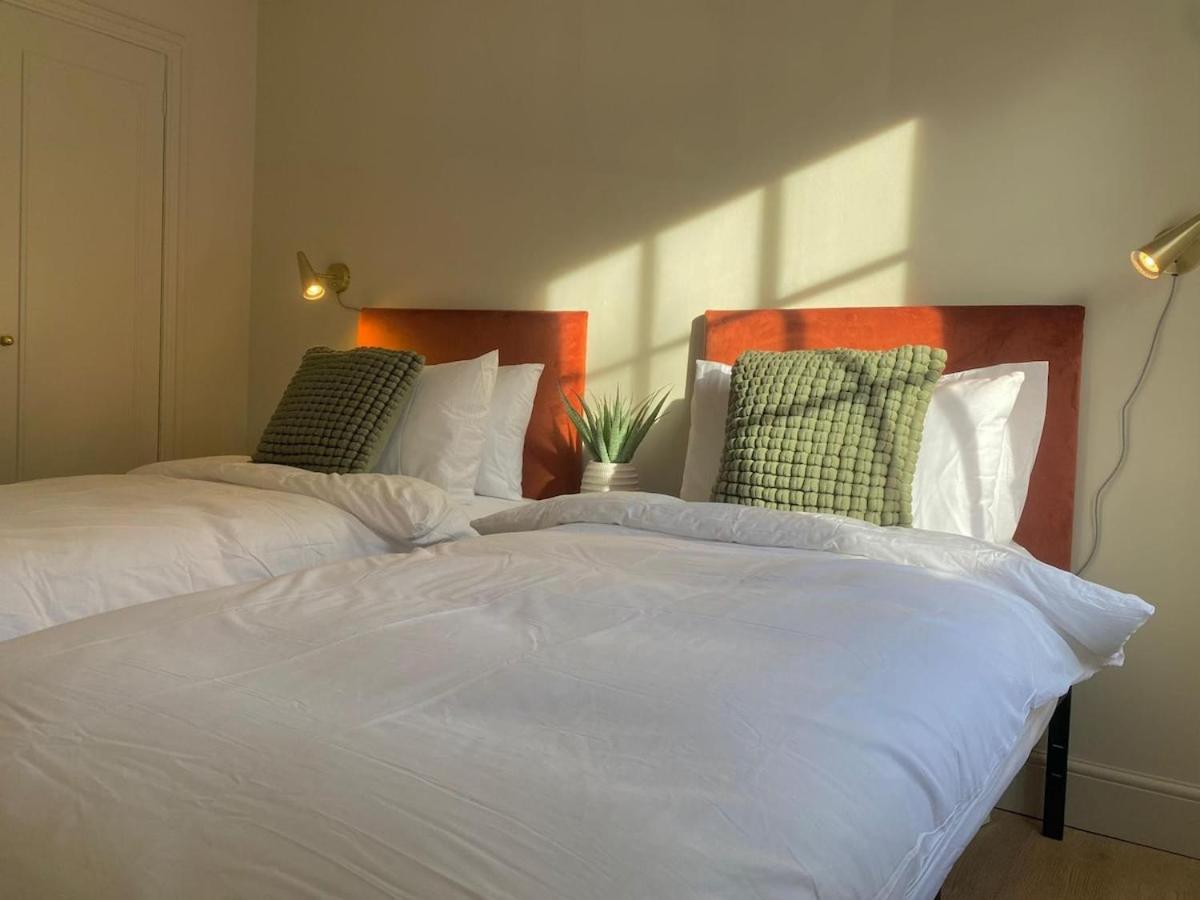 Spacious 2-bed With Free Parking Inverness