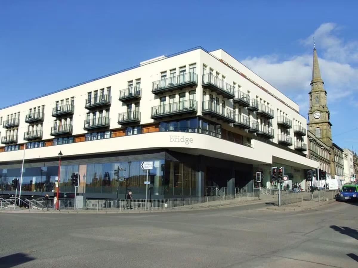 2 Bedroom Riverside 301 * Inverness