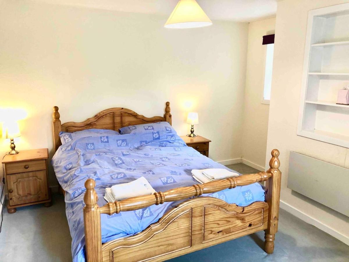 Canal Side Cottage,on The Banks Of The Caledonian Canal Holiday home *