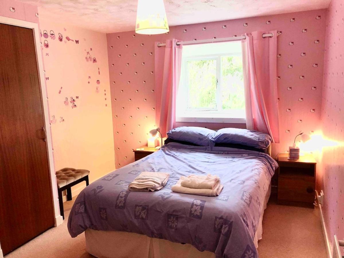 Holiday home Canal Side Cottage,on The Banks Of The Caledonian Canal Inverness