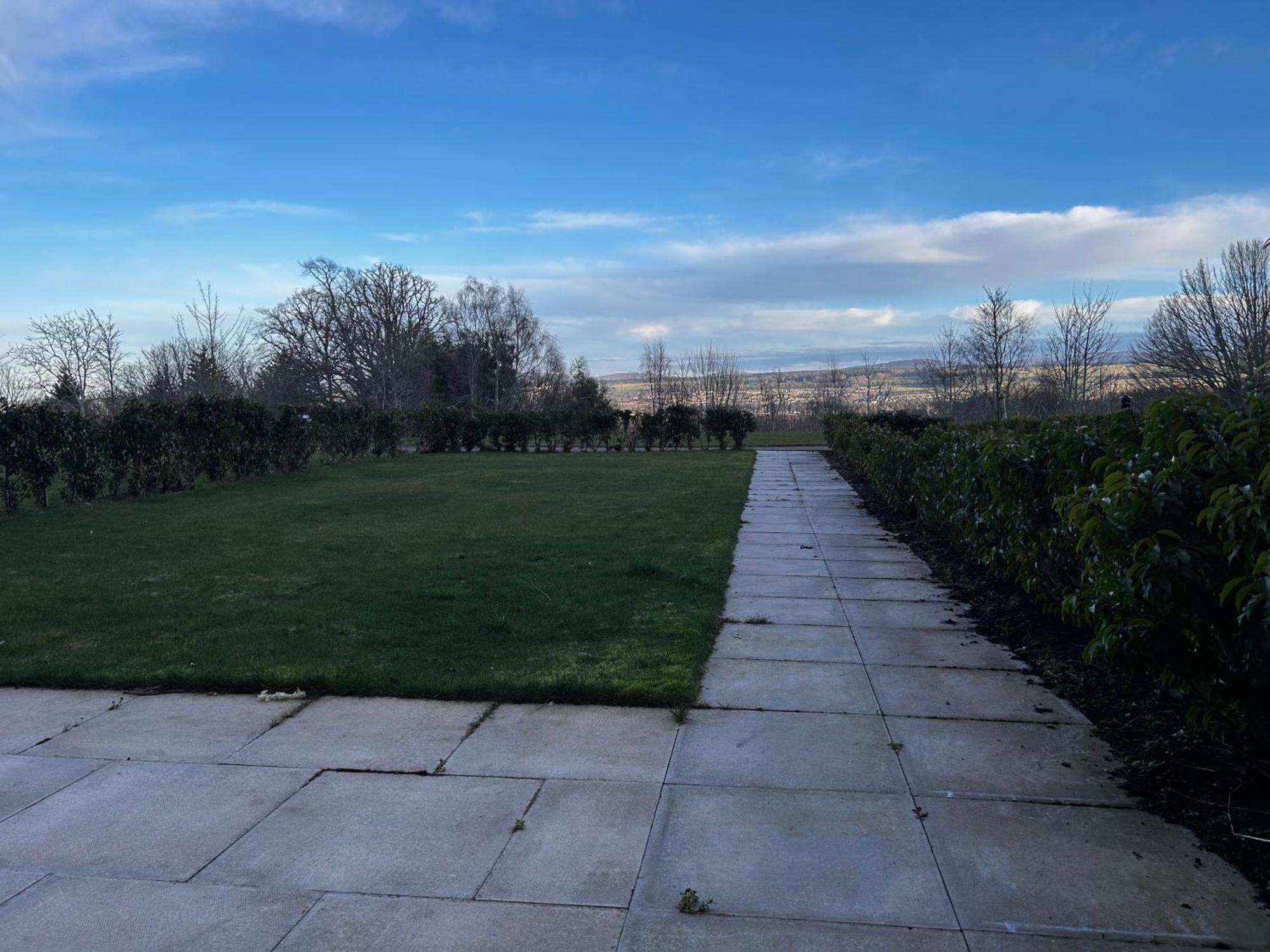 Great Glen Town House, 5 Minute Drive From Town Centre Apartment Inverness