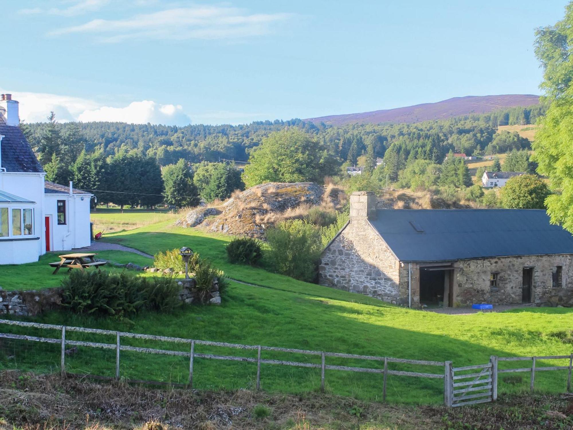 Mor Carraig, Holiday home