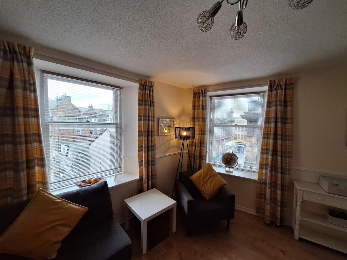 Apartment Centre