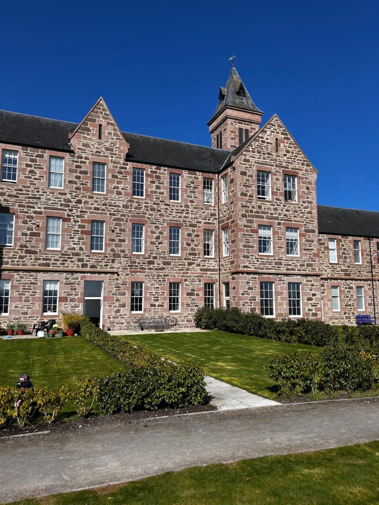 Apartment Great Glen Town House, 5 Minute Drive From Town Centre *